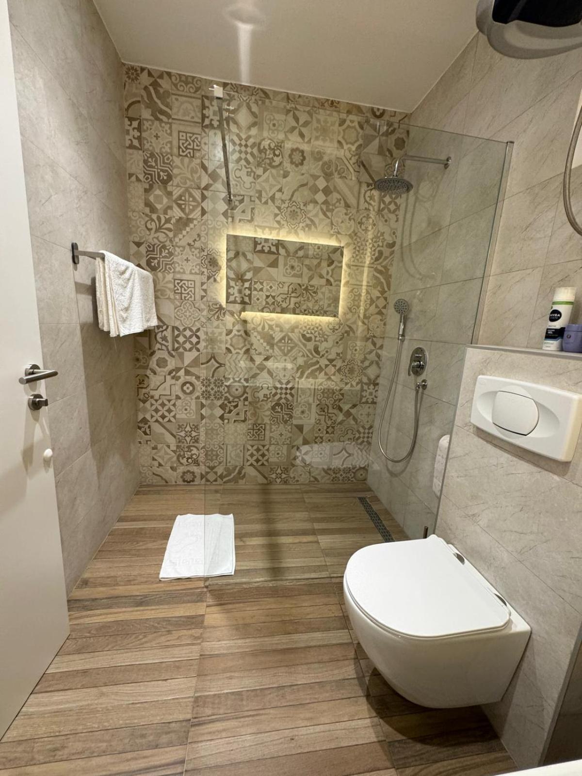Apartments Abc 莫斯塔尔 外观 照片